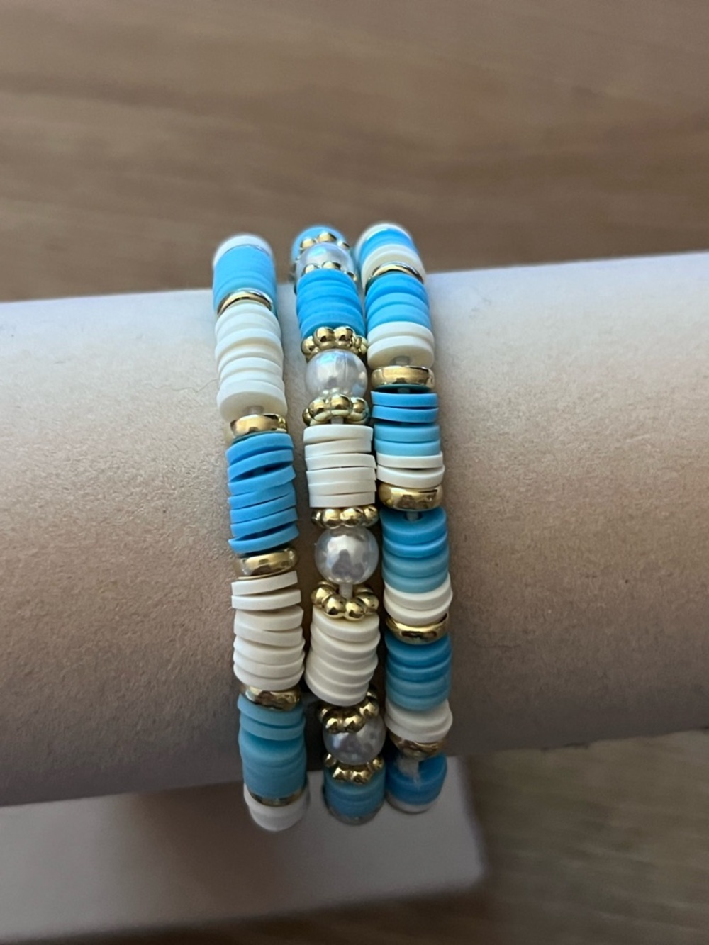 3 Piece Blue White Beaded Stretch Bracelet Set Starfish Ship Wheel Charm - Picture 3 of 3